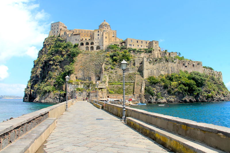 Остров Искья (Италия) - достопримечательности, развлечения, транспорт