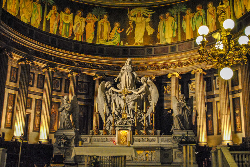 Церковь Мадлен (Святой Магдалины) в Париже