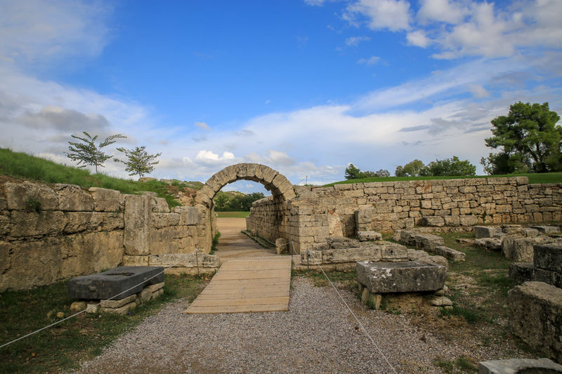 Олимпия: посещение руин святилища Зевса и колыбели Олимпийских игр