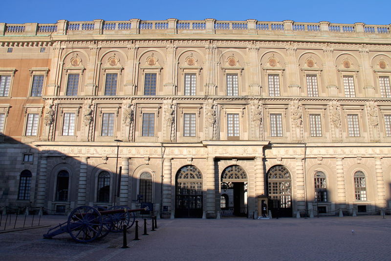 Королевский дворец в Стокгольме - достопримечательности и практическая информация