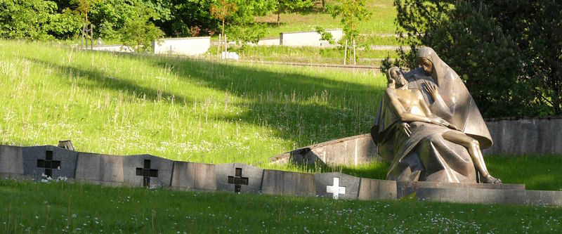 Военное кладбище в Антоколе в Вильнюсе