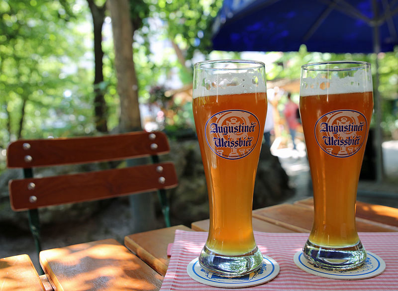 Где выпить пива в Мюнхене? Пивные залы и сады и практическая информация