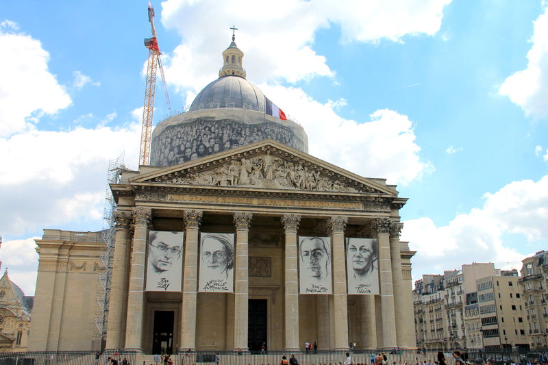 Париж: достопримечательности, памятники и туристические объекты