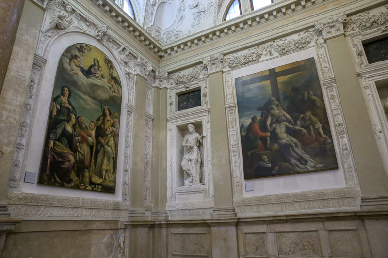 Томба ди Джульетта (Гробница Джульетты) и Музей фресок в Вероне