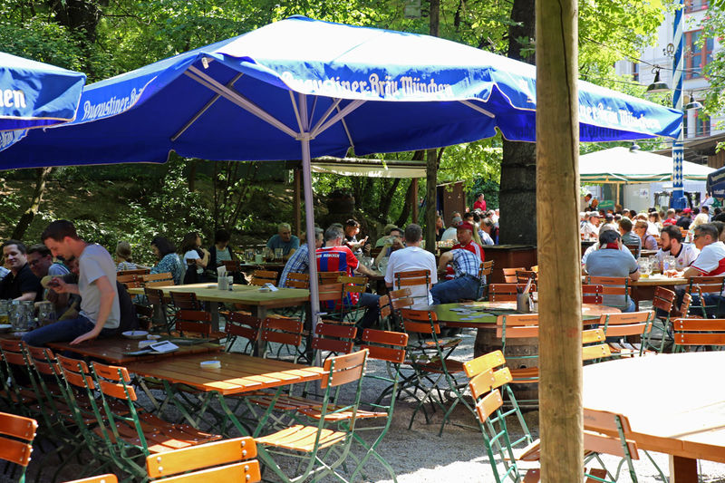 Где выпить пива в Мюнхене? Пивные залы и сады и практическая информация