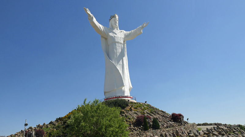 Статуя Иисуса в Свебодзине