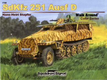 SdKfz 251 Ausf D (Squadron Signal 5709)