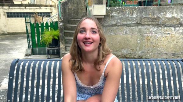 Chloe - Chloe, 18, Law Student In Cannes!  Watch XXX Online FullHD
