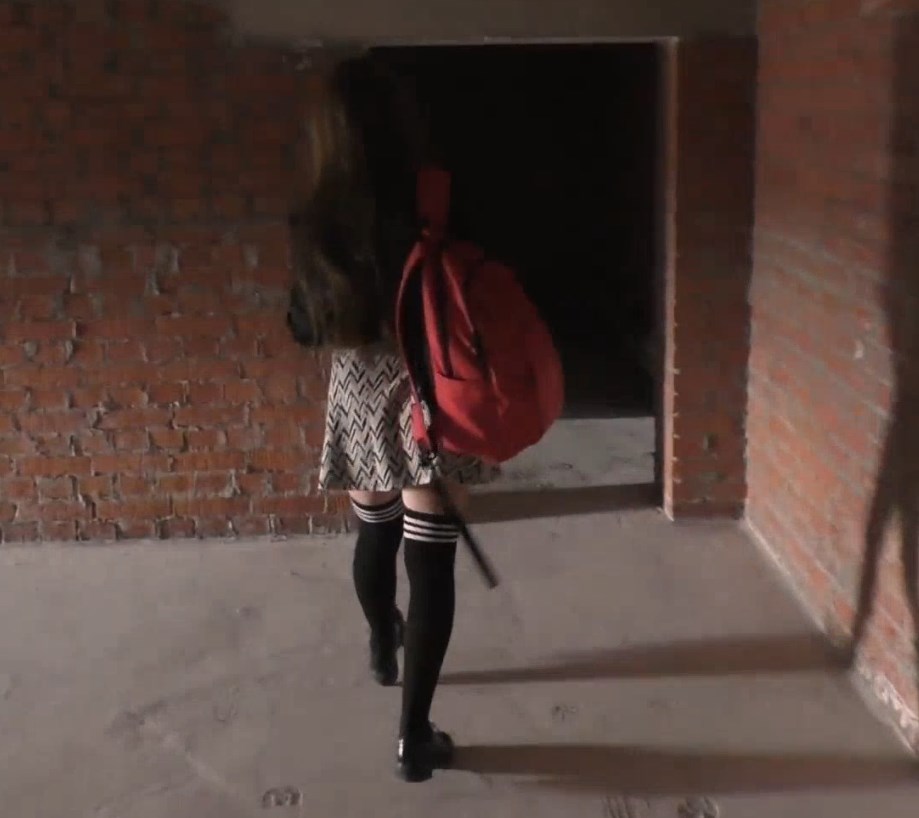 Laloka4you - Sex with a girlfriend in an abandoned building house (FullHD/514 MB)