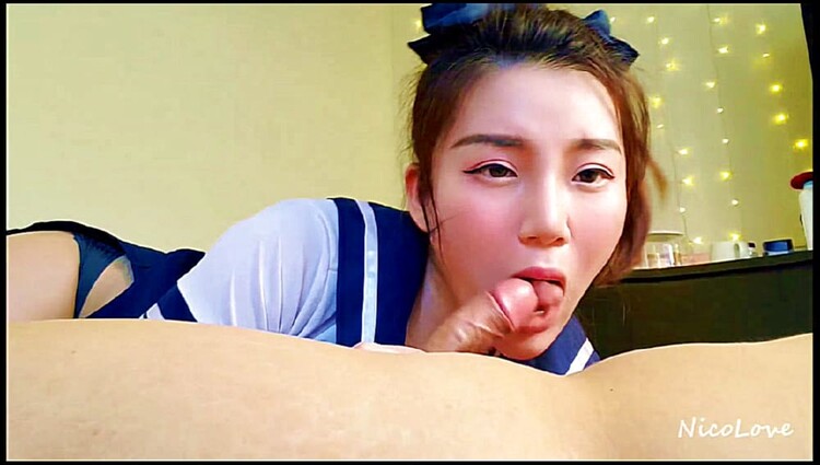 Nico Love: Asian Schoolgirl Giving Passionate Blowjob and Cum in Mouth (FullHD / 1080p / 2022) [Onlyfans]