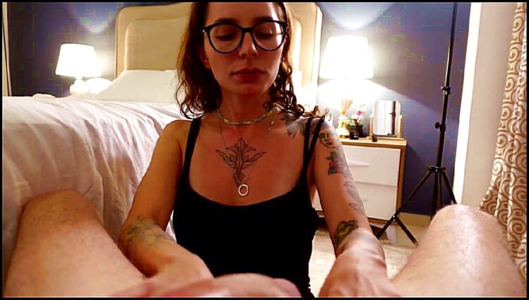 Ghomestory: Juicy Tattooed Brunette loves when She Gets Fucked from Behind (FullHD / 1080p / 2022) [ModelHub]