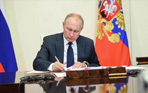 Путин упростил выдачу паспортов РФ для украинцев