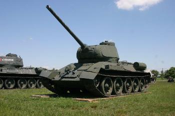 T-34-85 Walk Around