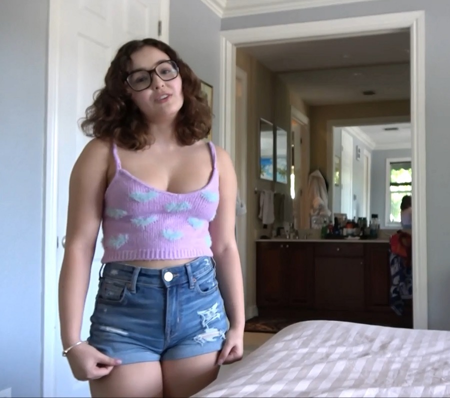Leana Lovings, Bella Forbes  - Pov Sex With Two Teen  (FullHD)