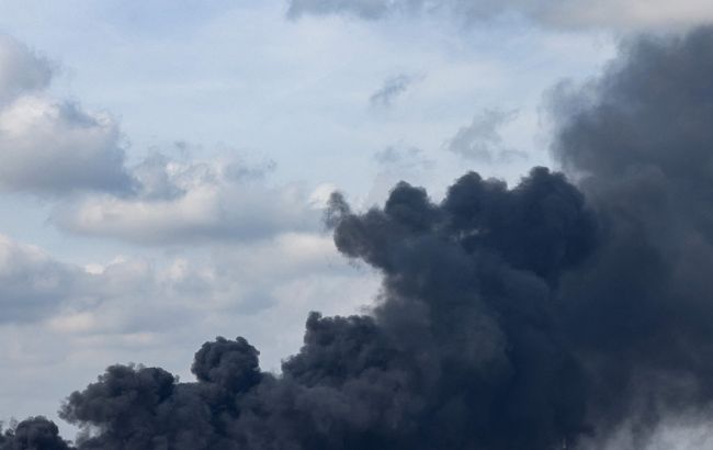 В Харькове прозвучали взрывы, в городе объявлена воздушная тревога