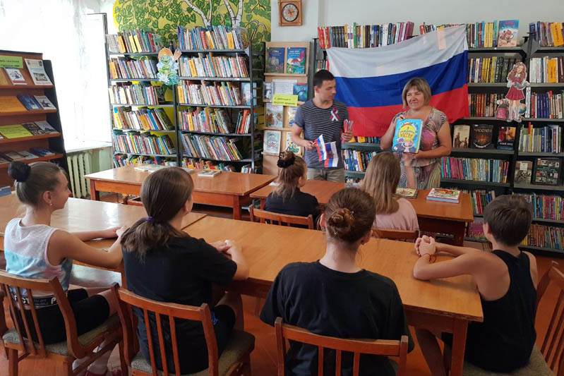 библиотеки города шахты. цбс город шахты. город мастеров в библиотеке. подростковый клуб искатель город шахты. школа жизни.