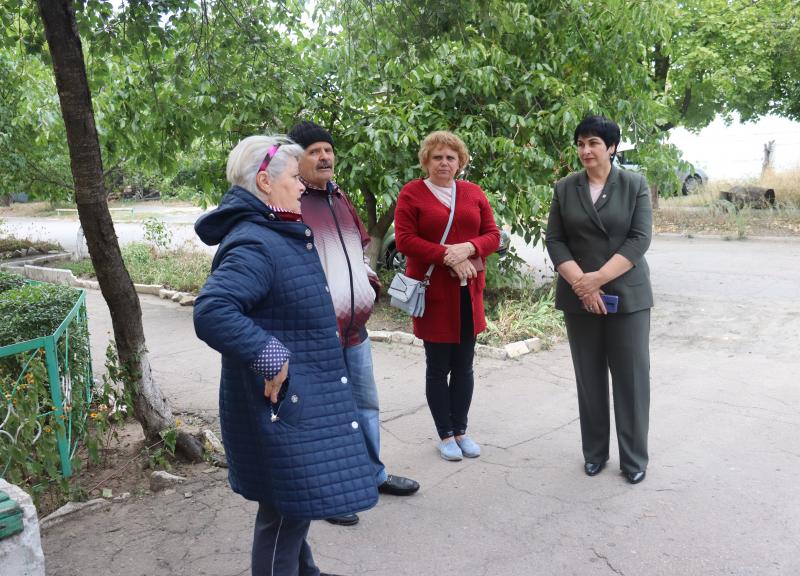 Сход граждан с первым заместителем администрации города