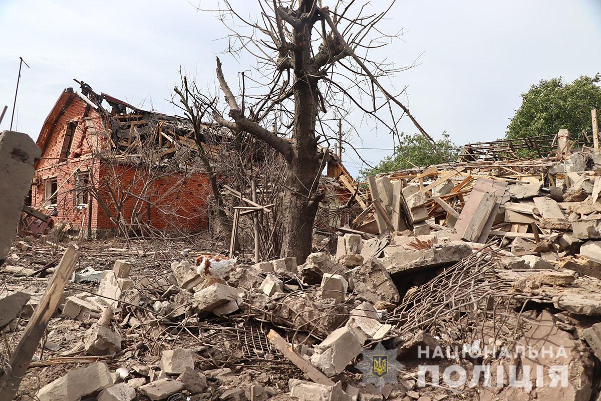 Пошкоджено щонайменше 22 будинки – поліція документує наслідки масованого удару по Покровську