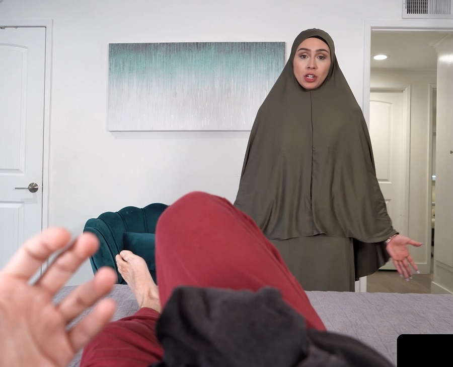 Lilly Hall - Hijab Stepmom Fuck FullHD