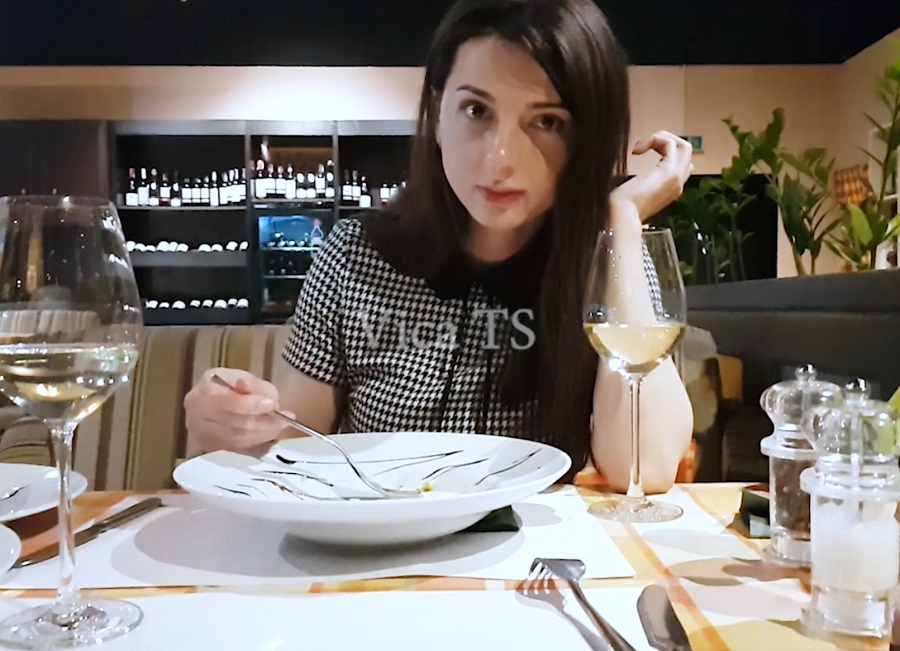 VicaTS, Milla - Girl Get Sex With Shemale On Restaurant