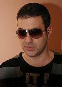 Гарик Мартиросян