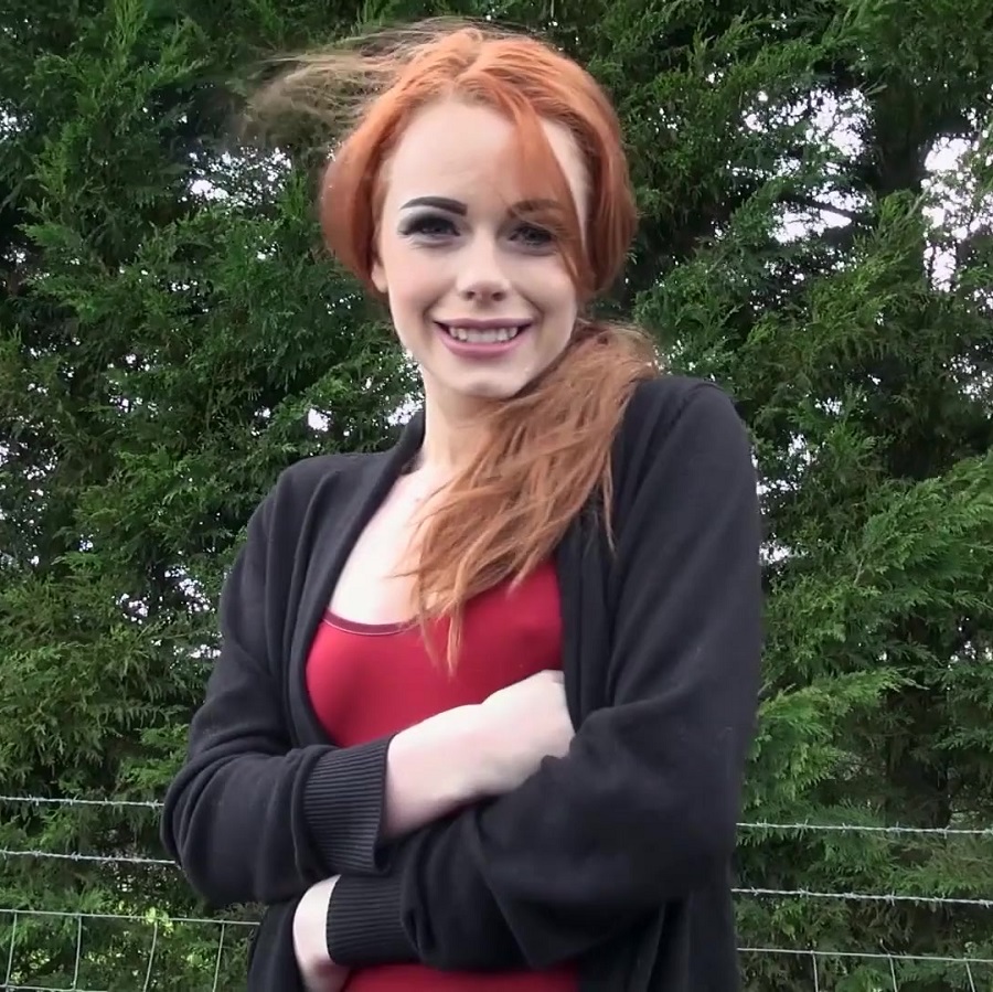 Ella Hughes - Sex With Redhead Girl In Car