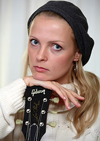 Елена Пурис