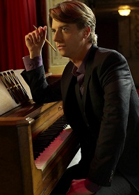 Кристиан Борл