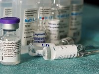 Швеція передала Україні понад 500 тис. доз оновленої ковідної вакцини Pfizer