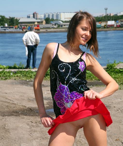 Lilu  - Nude Girl In Russian City  (HD)