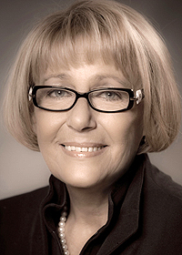 Нина Попова