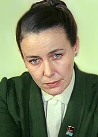 Нина Попова