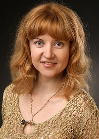 Яна Попова