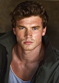 Дерек Телер