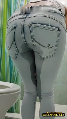 LauraColin  Desperate Laura Loves Shitting in her Jeans with: Amateurs (19 October 2022/1010 MB)