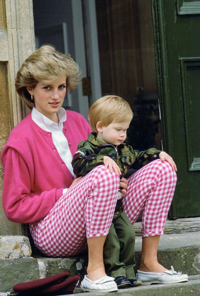 HRH Diana Princess of Wales - Page 40 3a501153e42cb0dd72aa52f1f4d41190