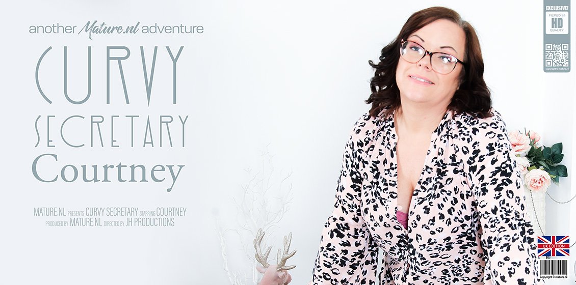 [Mature.nl] Courtney (EU) (36) - Curvy secretary - 1.4 GB