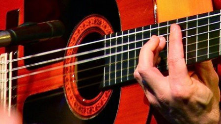 Essential Guitar: Barre Chord Bio-Mechanics