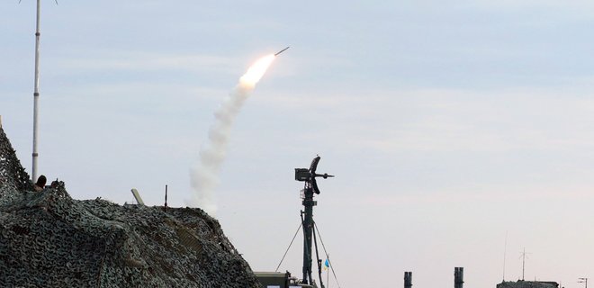 Над Киевом сбили две крылатые ракеты российских оккупантов – военная администрация