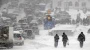 Коммунальные службы в Киеве готовы к снегопадам и напоминают водителям о необходимости заменить шины