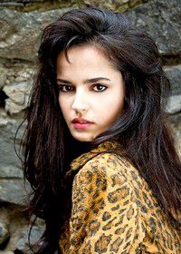 Селин Демиратар