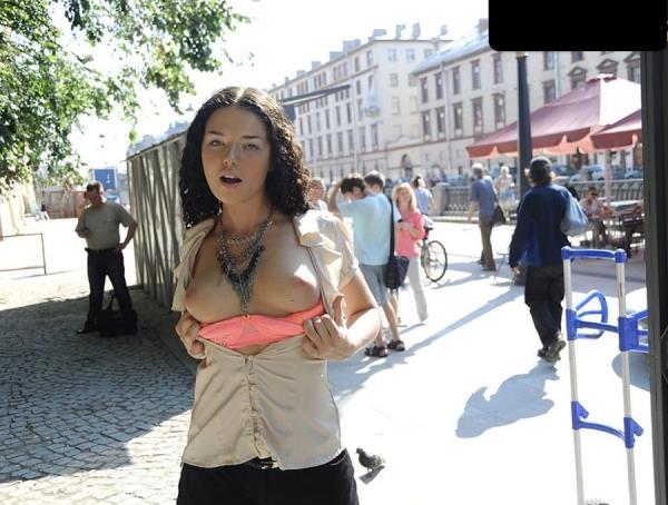Leonora  - Horny Tourist Goes For Sex in Public  (SD)