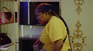 Призрак и дурочка (2021)