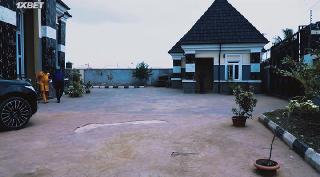 Дочери Дональда (2021)