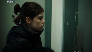 Девушка полетела (2021)