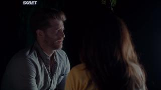 Менора посередине (2022)