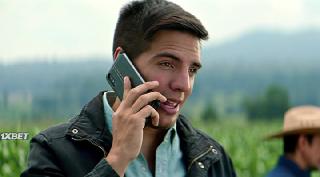 Официант (2021)