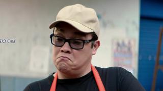 Официант (2021)