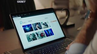 Официант (2021)